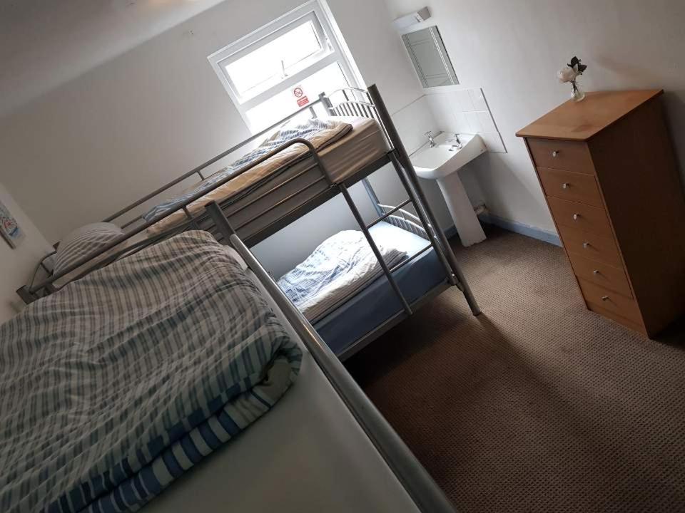 Blue Room Hostel Newquay نيوكويي المظهر الخارجي الصورة