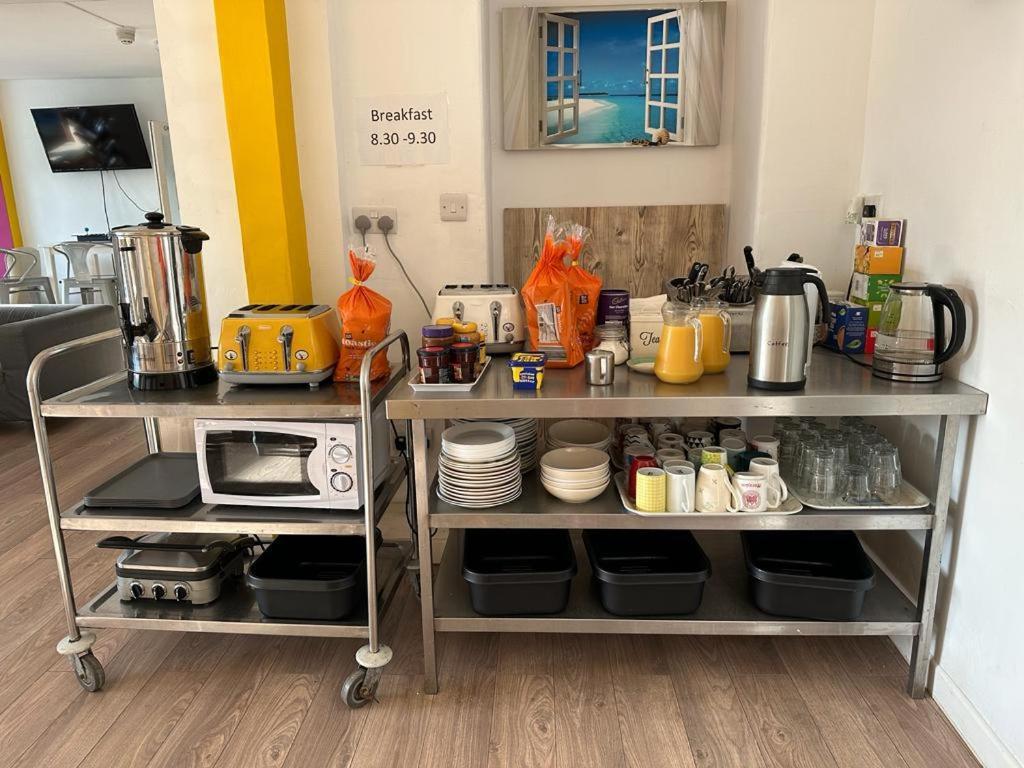 Blue Room Hostel Newquay نيوكويي المظهر الخارجي الصورة